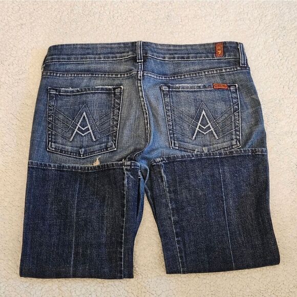 VGUC, 7 For All Mankind, womens jeans. Size 31 - Picture 2 of 4